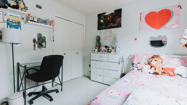 1020 Dunes Street, Oxnard CA: https://media.crmls.org/mediaz/cda4f779-8740-46c7-89db-85ac1a52c9b1.jpg