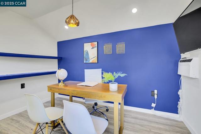 166 Madelia Place, San Ramon CA: https://media.crmls.org/mediaz/cda60a7e-2cec-4eb5-b417-39a2c3c3b707.jpg