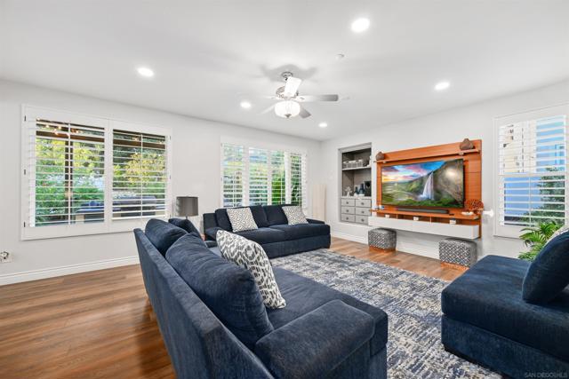 3140 Willow Creek Pl, Escondido CA: https://media.crmls.org/mediaz/cda61bbf-83f0-4cd3-b278-4bedf4f8f2fb.jpg