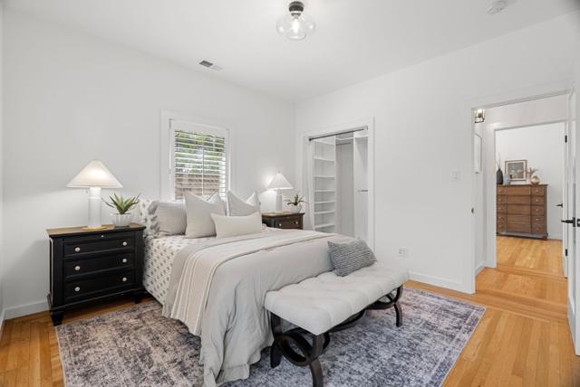 1223 Rhus Street, San Mateo CA: https://media.crmls.org/mediaz/cda674ad-0092-498f-9223-14cb209fde07.jpg