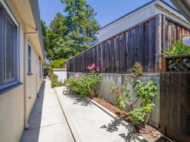 739 Quartz Street, Redwood City CA: https://media.crmls.org/mediaz/cda6c77b-fe69-49a5-98af-34f1b4041467.jpg