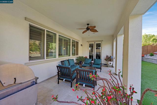 5057 Volterra Ct, Dublin CA: https://media.crmls.org/mediaz/cda707a1-5723-49b0-8db7-a9868a4ba1ff.jpg