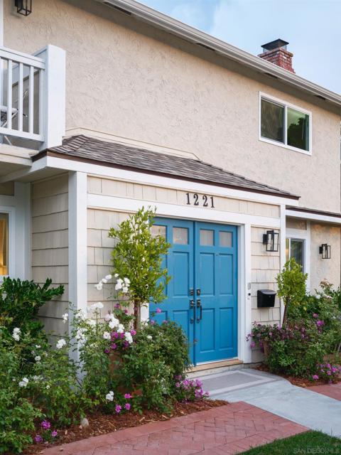 1221 Virginia Way, La Jolla CA: https://media.crmls.org/mediaz/cda77a17-a80a-48da-b134-90c1aac55351.jpg