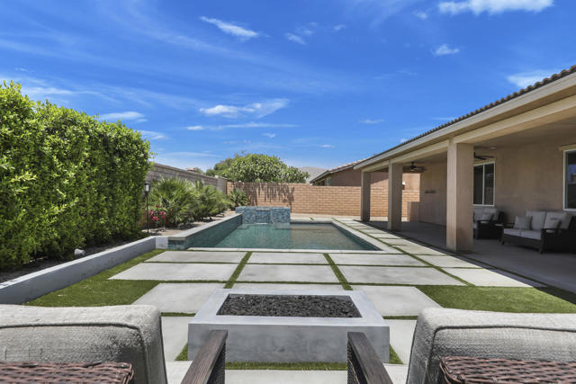 41399 Manchester Street, Indio CA: https://media.crmls.org/mediaz/cda82c0a-af03-4424-b56e-a6bb14dff77c.jpg