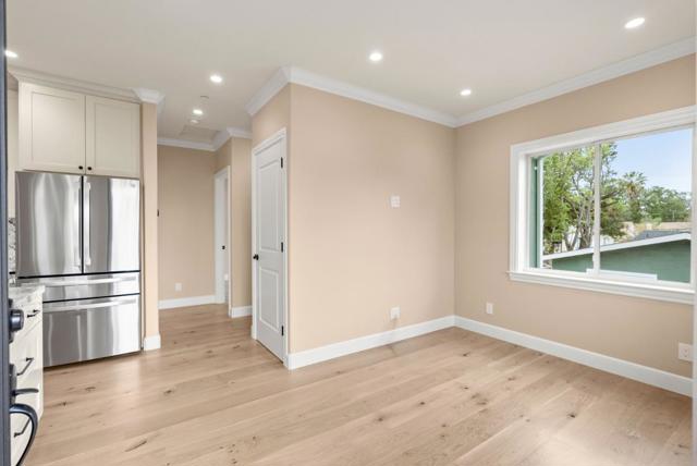 30 16th Avenue, San Mateo CA: https://media.crmls.org/mediaz/cda871cf-9e05-4dc3-b3fb-245477867cfc.jpg