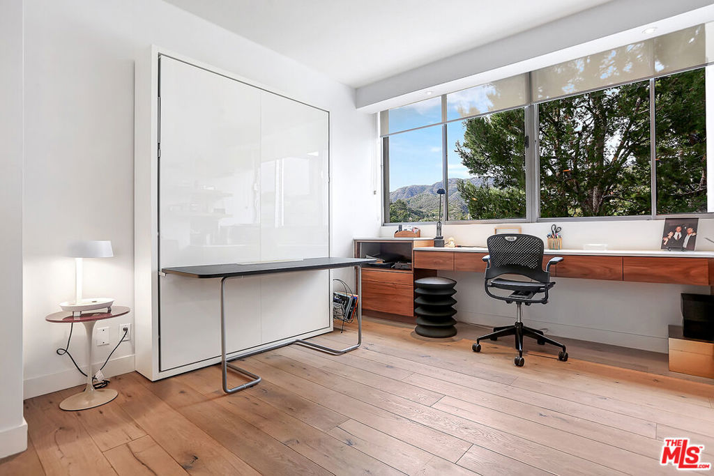 MLS #25625691 image #14