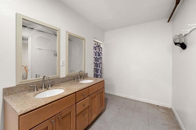 Image 37 of 73 For 13610 Willow Rd.