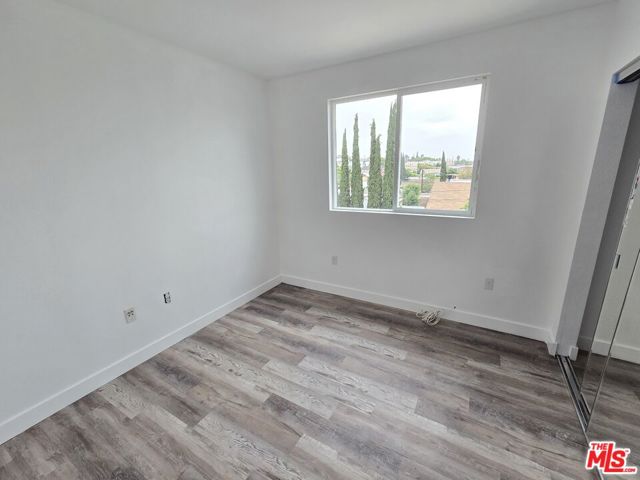 2516 Malabar Street, Los Angeles CA: https://media.crmls.org/mediaz/cdadad8e-50b1-4b15-a41f-a3876eb4f69b.jpg