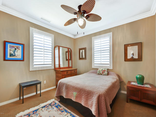 1333 Caspian Way, Oxnard CA: https://media.crmls.org/mediaz/cdae6e0c-43c9-4f64-b1ff-2375e7722cf4.jpg