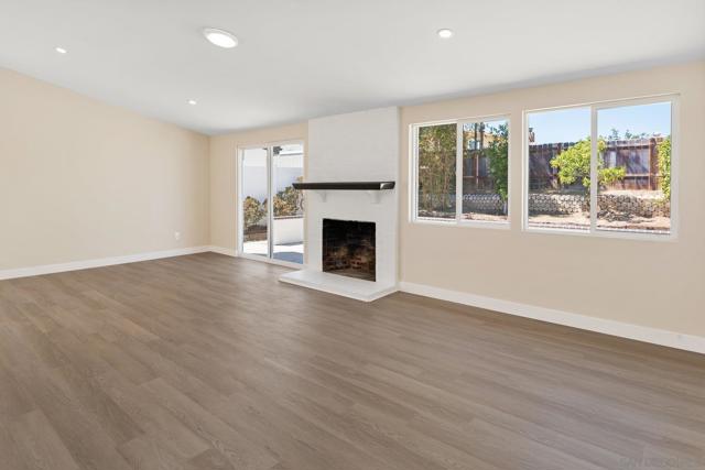 2750 Walker Dr, San Diego CA: https://media.crmls.org/mediaz/cdae6e1e-ee17-4900-a064-4f984bdc871a.jpg