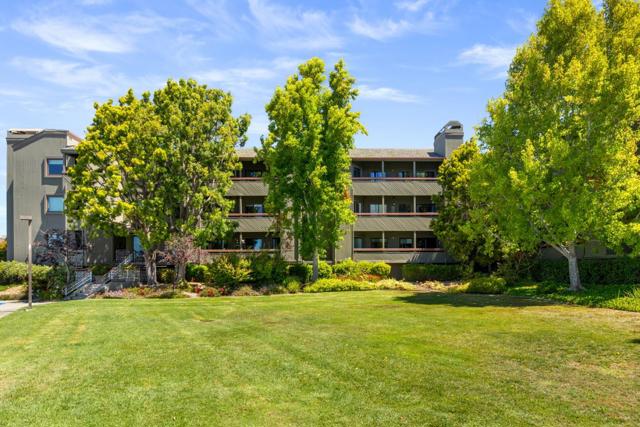 780 Sea Spray Lane, Foster City CA: https://media.crmls.org/mediaz/cdaec83b-2001-4708-a589-ce096faefcba.jpg