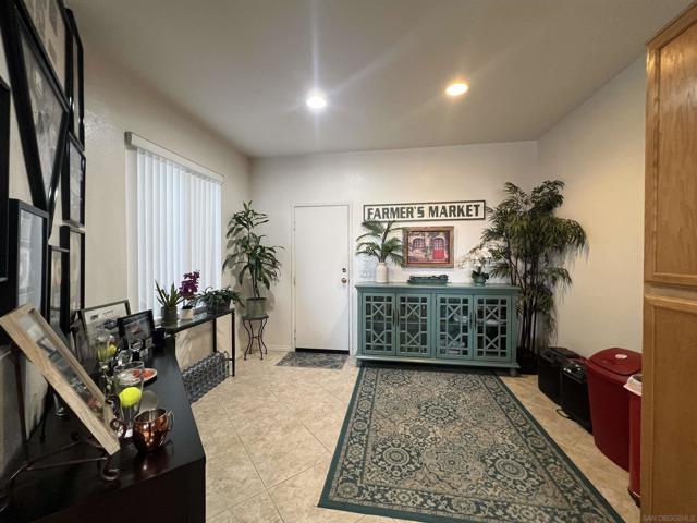 Image 8 of 22 For 10948 Ivy Hill Dr  6