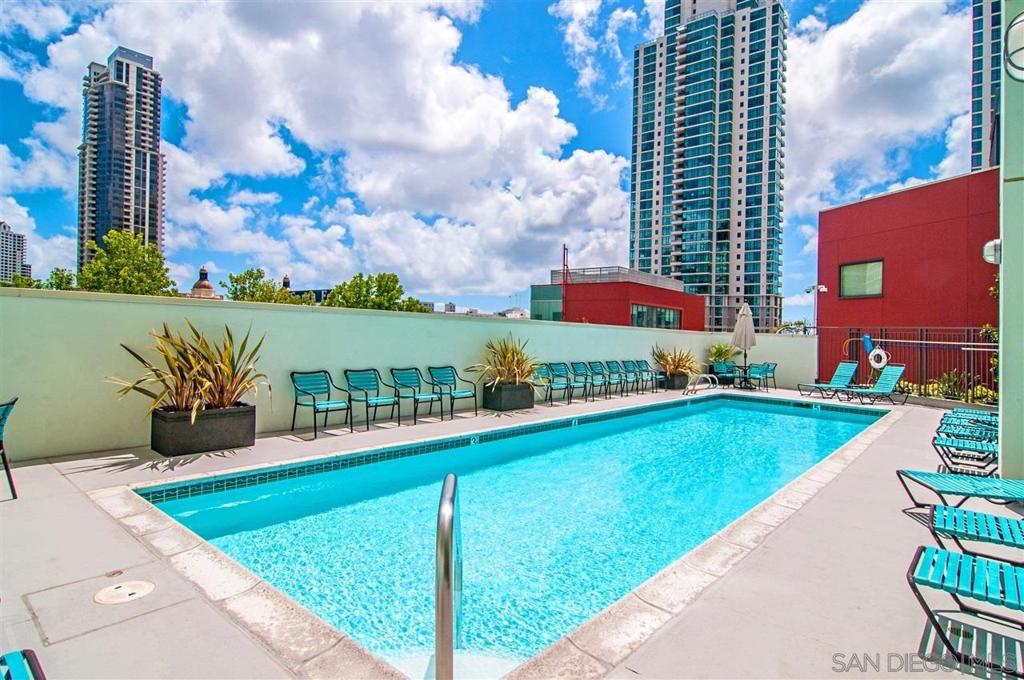 1240 India Street - photo 4