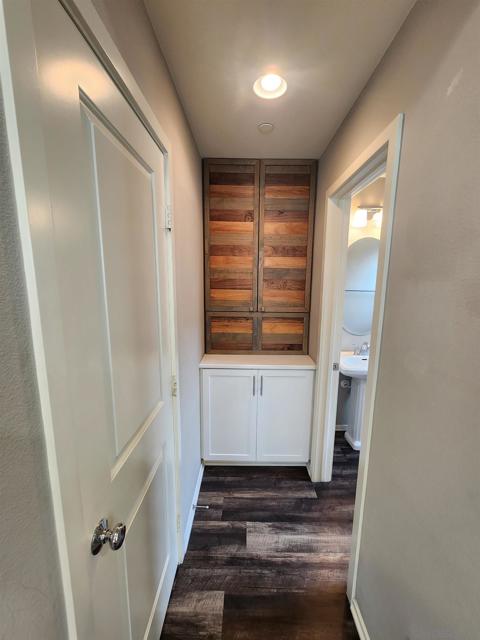5059 Juneberry Ct, San Diego CA: https://media.crmls.org/mediaz/cdb172eb-ccf2-4bfe-8f91-25a398204331.jpg