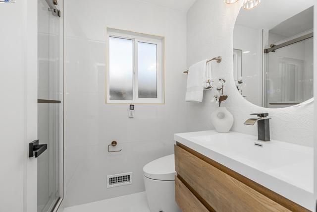 1367 Cordelia Ave, San Jose CA: https://media.crmls.org/mediaz/cdb2829e-ef38-4355-bfa3-eb16a9a7ff61.jpg
