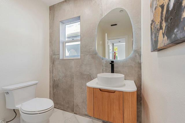 36397 Dijon Drive, Newark CA: https://media.crmls.org/mediaz/cdb3138f-509c-4b4c-8c71-4ea3dd3b2776.jpg
