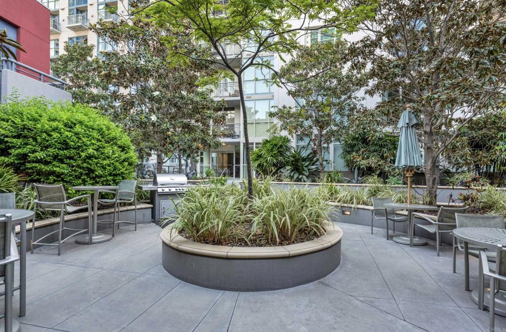 1240 India Street - photo 19