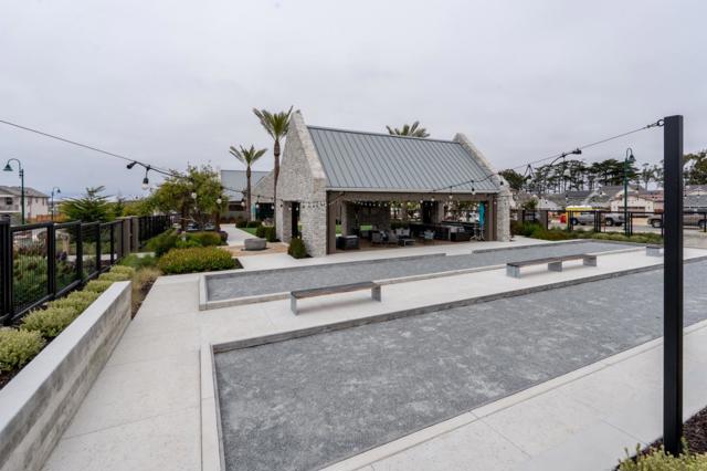2999 Bluffs Drive, Marina CA: https://media.crmls.org/mediaz/cdb34032-3014-4e32-9c12-80a6a7eeb5bd.jpg