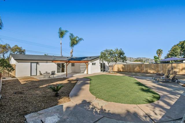 Detail Gallery Image 32 of 37 For 463 Parkbrook St, Spring Valley,  CA 91977 - 3 Beds | 2 Baths