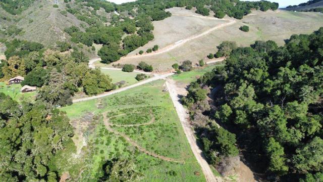 0 San Juan Canyon Road, San Juan Bautista CA: https://media.crmls.org/mediaz/cdb48140-69dd-490f-9447-d9e354081a81.jpg