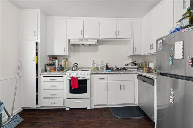 1241 Coronado Drive, Sunnyvale CA: https://media.crmls.org/mediaz/cdb53155-9dec-4117-9e8d-420414b41c24.jpg