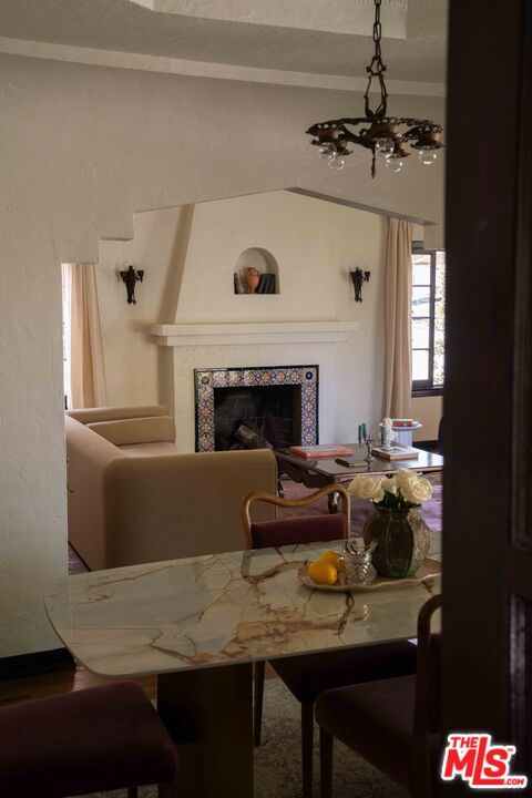 4331 4th Avenue, Los Angeles CA: https://media.crmls.org/mediaz/cdb5b783-6b08-4d43-a0e6-8c866c707223.jpg