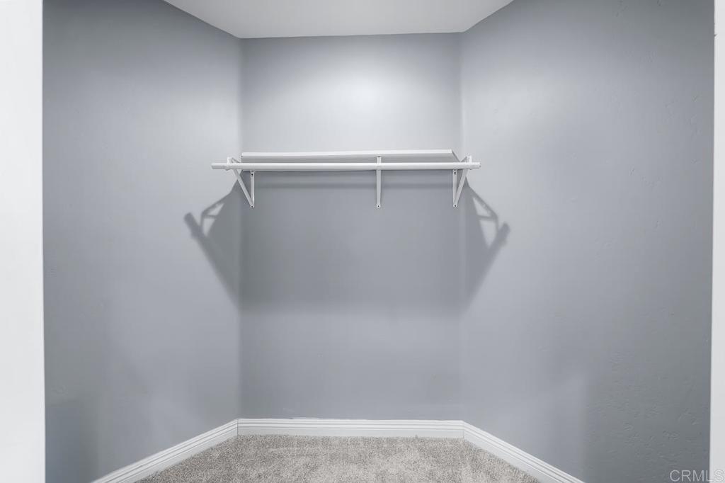 https://media.crmls.org/mediaz/cdb6d032-d0ef-45ad-aea1-d5ee1cd16a79.jpg?preset=X-Large
