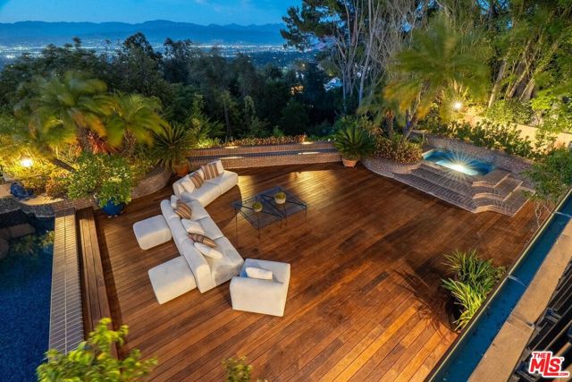 4 Bed Home for Sale in Los Angeles, California