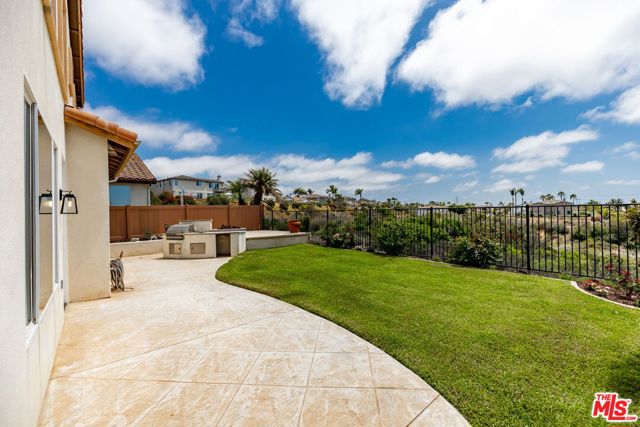 1537 Turquoise Drive, Carlsbad CA: https://media.crmls.org/mediaz/cdb8a5df-5f2d-49fa-90fb-f2f68a8d15fc.jpg