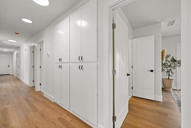 752 Quiet Place, Escondido CA: https://media.crmls.org/mediaz/cdb9393c-8b0b-462a-bd2f-050bb3828074.jpg