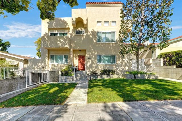 Detail Gallery Image 2 of 43 For 719 E Tujunga #B,  Burbank,  CA 91501 - 3 Beds | 2/1 Baths