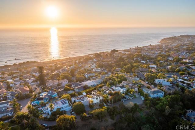 Detail Gallery Image 36 of 36 For 1632 Brahms Rd, Cardiff By The Sea,  CA 92007 - 4 Beds | 4 Baths