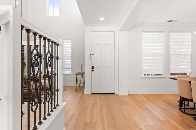 1438 Dolphin Court, San Marcos CA: https://media.crmls.org/mediaz/cdbd0646-60d4-4734-a711-1a99243b00d7.jpg