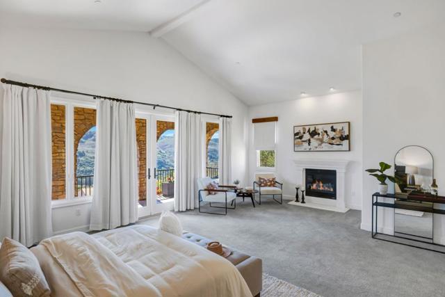 409 Mirador Court, Monterey CA: https://media.crmls.org/mediaz/cdbe375d-ad22-4f01-bae1-d76a391afbe2.jpg