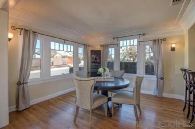 2375 Montclair St, San Diego CA: https://media.crmls.org/mediaz/cdbf9269-71dd-4482-a2d9-6842b716ee6a.jpg