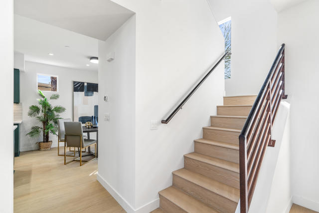 4315 Vantage Lane, Palm Springs CA: https://media.crmls.org/mediaz/cdc11ffa-7f08-4253-b448-d86e0702fce1.jpg