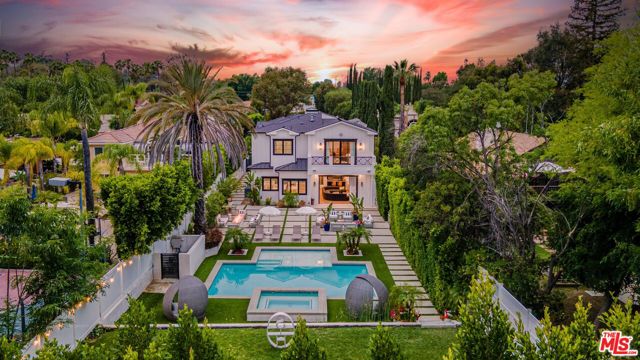 5162 Otis Avenue, Tarzana CA: https://media.crmls.org/mediaz/cdc123fb-a7d1-4b49-850f-1941f2bbdd47.jpg