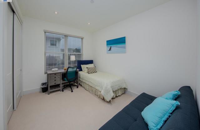 996 Harbor Haven Dr, Bodega Bay CA: https://media.crmls.org/mediaz/cdc12875-473a-4f36-9961-ccc59da61896.jpg