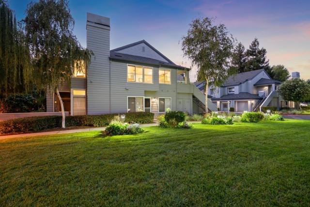 1612 Parkview Green Circle, San Jose CA: https://media.crmls.org/mediaz/cdc1a8fb-cbee-4aec-8215-4bf5db24472e.jpg