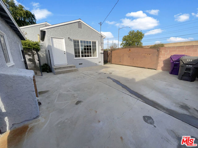 272 Harcourt Street, Long Beach, California 90805, 3 Bedrooms Bedrooms, ,2 BathroomsBathrooms,Single Family Residence,For Sale,Harcourt,24374405