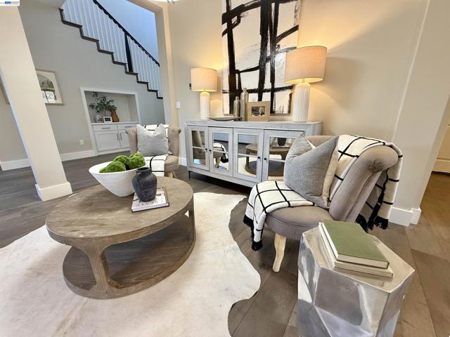 1500 Arroyo Rd, Livermore CA: https://media.crmls.org/mediaz/cdc4ad0f-22c4-4d7a-a7c5-4ee043b9dacd.jpg