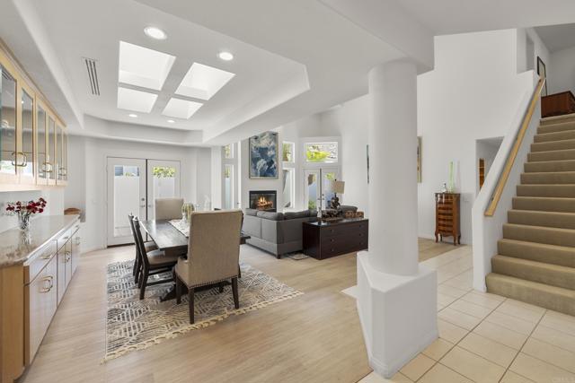 4963 Lamia way, Oceanside CA: https://media.crmls.org/mediaz/cdc4e5f6-5ac3-4bc4-98d3-946b6d9594bf.jpg