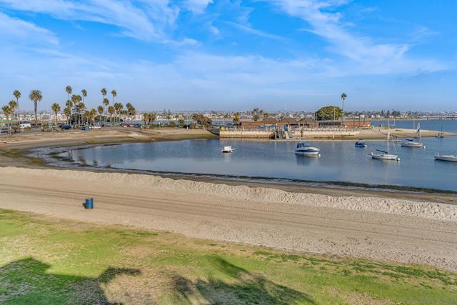 3656 Bayside Walk, San Diego, California 92109, ,Multi-Family,For Sale,Bayside Walk,250021383SD