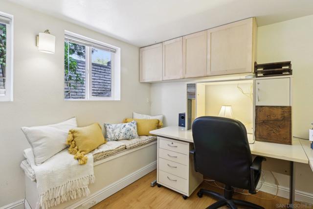 2090 Alta Vista Drive, Vista CA: https://media.crmls.org/mediaz/cdc9c52d-f84e-4146-bbb1-a45acc863f1c.jpg