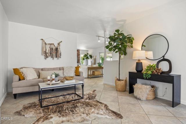 281 Eva Street, Ventura CA: https://media.crmls.org/mediaz/cdc9f6b0-6ccb-43d7-a1d7-5f4ec2be3ae7.jpg