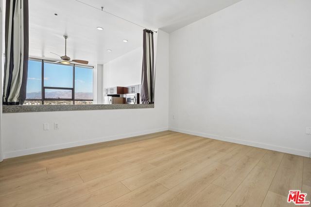 1100 Wilshire Boulevard, 1804 photo 9