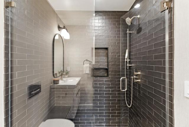 36 Wildwood Avenue, San Carlos CA: https://media.crmls.org/mediaz/cdccc957-1050-43ad-a252-315c8c9f84f1.jpg