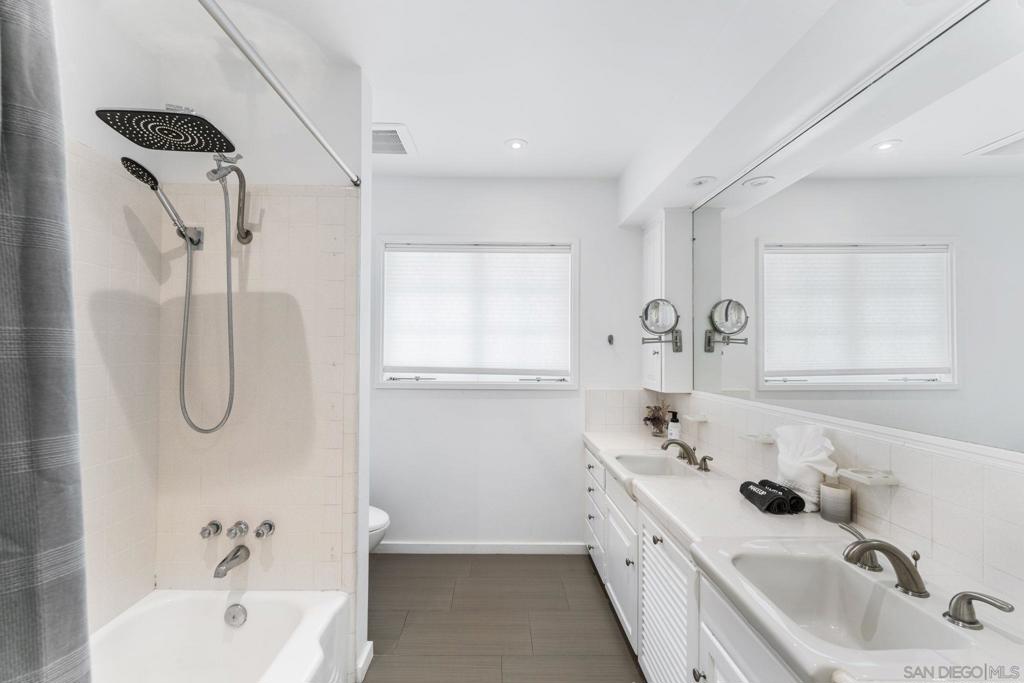 MLS #250042633SD image #14