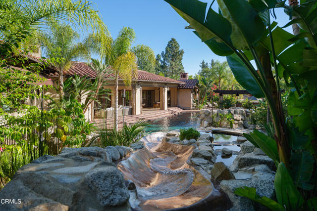 5065 Indianola Way, La Canada Flintridge CA: https://media.crmls.org/mediaz/cdcd7831-ea52-4d88-abd0-2642de911def.jpg