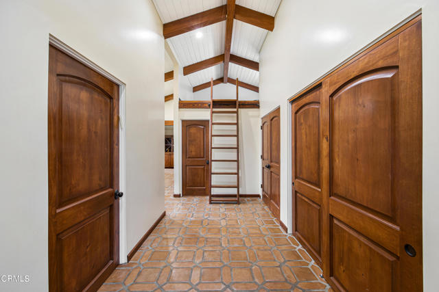 Image 11 of 39 For 2851 Tapadero Road